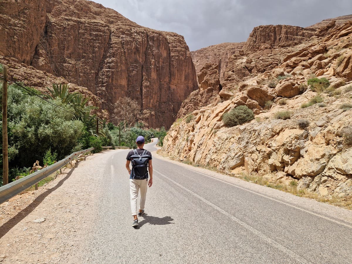 Vor der beeindruckenden Todra Schlucht