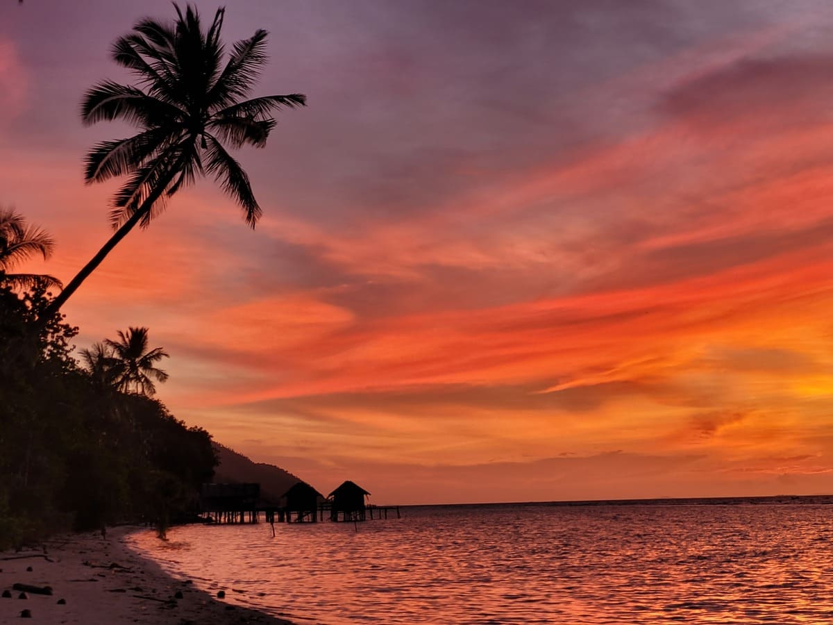 Sonnenuntergänge auf Raja Ampat